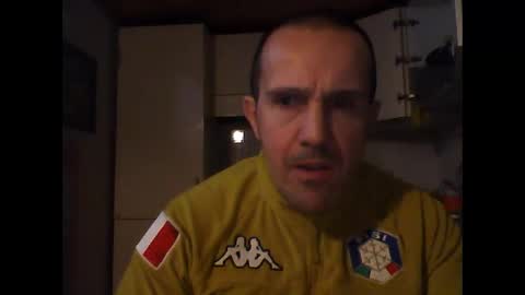 Snapshot of gorillonexxx chatting on April 2026 05:10:01 PM gorillonexxx online show from April 2026 05:10:01 PM