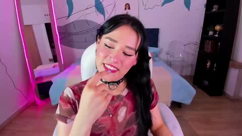 Snapshot of goth_alice chatting on October 2025 07:40:01 PM Alice online show from October 2025 07:40:01 PM