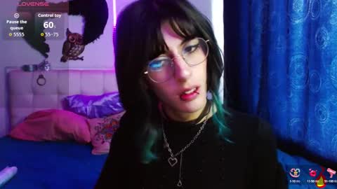 Snapshot of goth_minerva chatting on September 2025 01:55:02 PM goth_minerva online show from September 2025 01:55:02 PM
