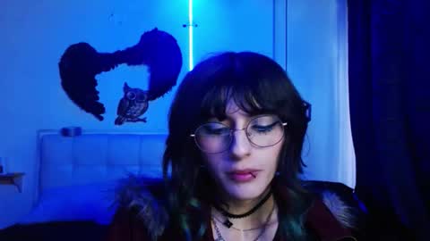 Snapshot of goth_minerva chatting on September 2025 01:46:01 PM goth_minerva online show from September 2025 01:46:01 PM