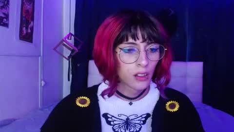 Snapshot of goth_minerva chatting on October 2025 02:18:02 PM goth_minerva online show from October 2025 02:18:02 PM