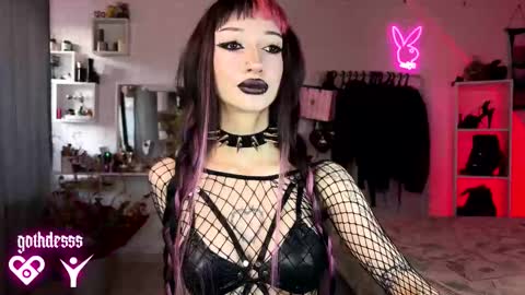    online show from March 2026 04:18:01 AM