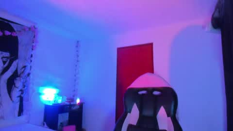 Snapshot of gothic9goddes chatting on May 2026 01:13:01 AM GG online show from May 2026 01:13:01 AM