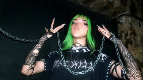        online show from December 2024 06:01:01 AM