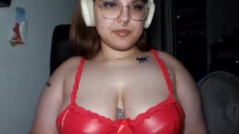 Lady Venus online show from November 2025 08:57:01 PM