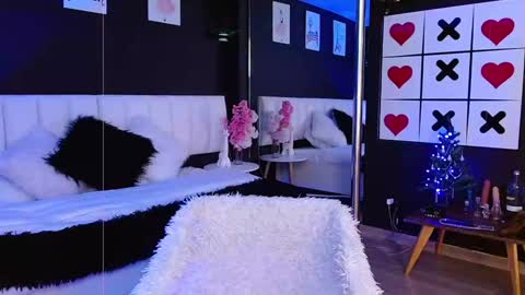 Meredith Alessandra online show from December 2024 04:28:02 AM
