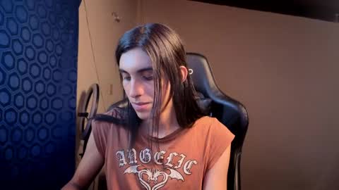 angelito tu novio online show from April 2026 06:33:01 AM