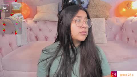 Snapshot of grace77_ chatting on November 2025 12:48:01 PM Grace online show from November 2025 12:48:01 PM