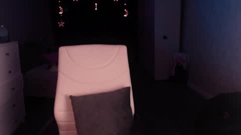 Grace online show from February 2025 11:48:02 PM