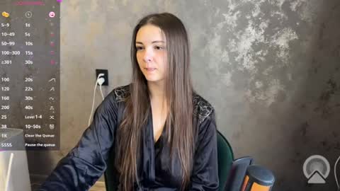 Snapshot of gracebrownnn chatting on June 2026 03:25:01 PM Grace Brown online show from June 2026 03:25:01 PM