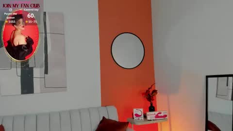 Zuly online show from December 2025 08:36:02 PM