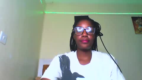 Snapshot of graceessy chatting on January 2025 09:22:01 PM graceessy online show from January 2025 09:22:01 PM