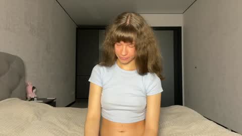 Snapshot of gracefulcharm_ chatting on January 2025 06:31:02 AM Daria online show from January 2025 06:31:02 AM