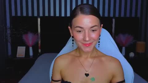Snapshot of gracefulmichelle chatting on June 2026 07:27:02 PM gracefulmichelle online show from June 2026 07:27:02 PM