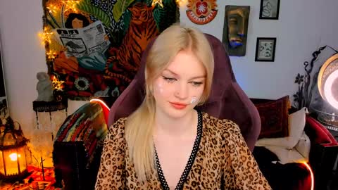 Grace Glamour online show from December 2024 08:41:01 AM