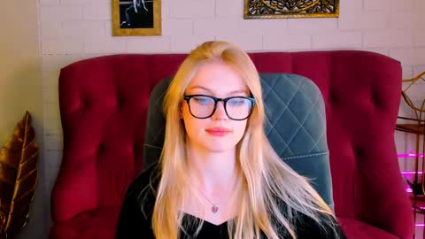 Grace Glamour online show from December 2024 12:44:02 PM