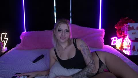 Grace online show from December 2024 05:10:02 PM