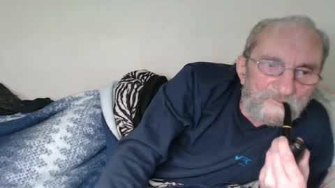 Mark online show from December 2025 06:58:02 PM
