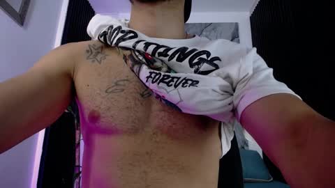 Grant Irons  online show from April 2026 12:13:01 PM