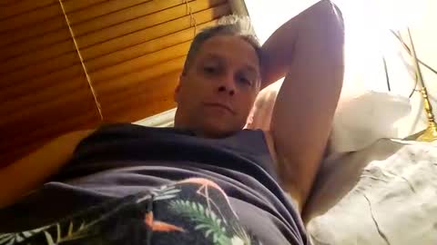 Snapshot of grattitude chatting on October 2025 01:31:01 PM grattitude online show from October 2025 01:31:01 PM