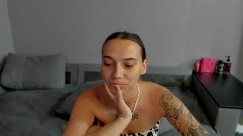 Anna online show from April 2026 02:27:02 AM