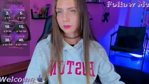 GrayceWild online show from October 2025 11:28:02 AM