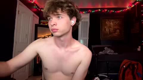 graysonowens online show from September 2025 04:22:01 AM