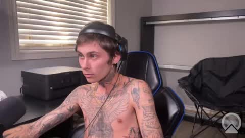 Mr. Heavy online show from November 2025 04:39:02 PM