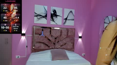 green_lov online show from October 2025 12:13:02 PM