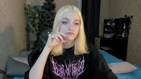 Lilith online show from January 2025 01:42:02 AM