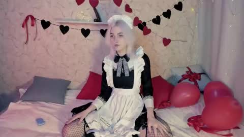 Lilith online show from February 2025 12:01:02 PM
