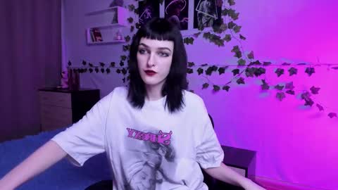 Lilith online show from March 2025 05:39:01 PM