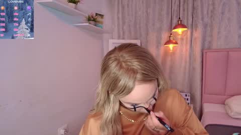   online show from December 2024 07:23:01 PM