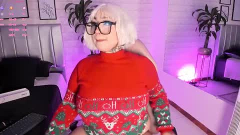   online show from December 2025 07:09:01 PM