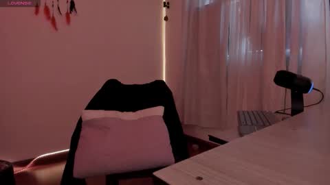 Medussa online show from December 2025 10:19:01 PM