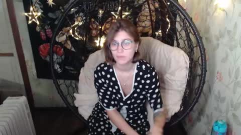 Lina online show from October 2025 06:27:02 AM