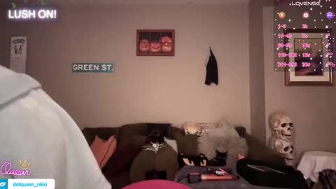 SexQueen Nikki online show from January 2026 04:36:01 AM