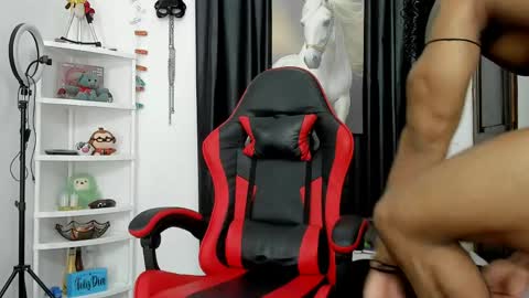 Gregori online show from April 2026 03:11:01 PM