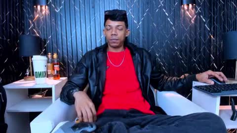 GregorySforza online show from November 2025 12:16:01 PM