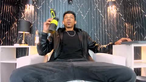 GregorySforza online show from February 2026 07:45:01 PM