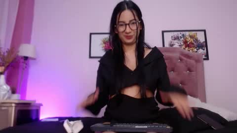 Gretel  online show from February 2026 03:23:01 AM