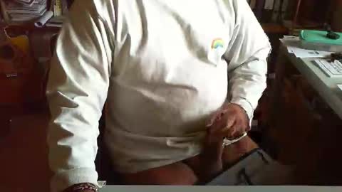 greyhounddog online show from April 2026 08:39:02 AM