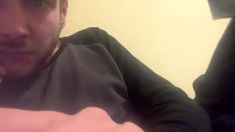 Perfectlyaveragesavage online show from November 2025 05:17:01 AM