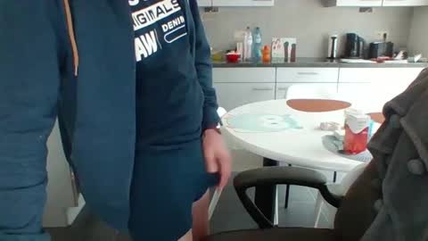 Griesie online show from February 2025 12:24:01 PM