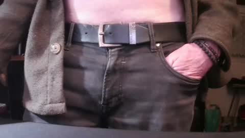 Snapshot of grimbergen123 chatting on February 2025 09:56:02 PM Grim online show from February 2025 09:56:02 PM