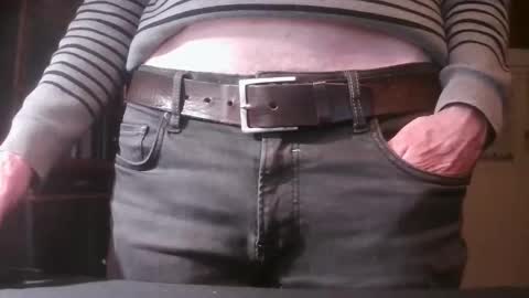 Snapshot of grimbergen123 chatting on October 2025 09:26:02 PM Grim online show from October 2025 09:26:02 PM