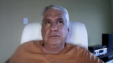 grisa01 online show from October 2025 06:52:02 PM