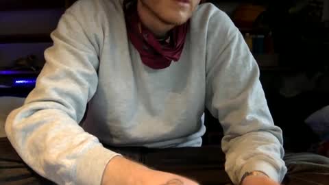 Snapshot of gruendamien chatting on January 2025 02:40:02 PM gruendamien online show from January 2025 02:40:02 PM