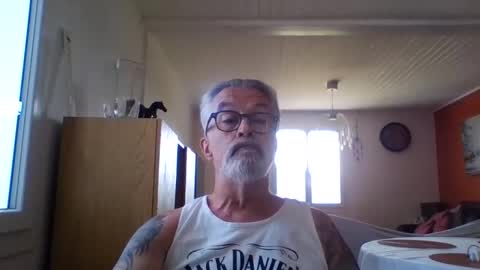 Grybear online show from April 2026 10:54:01 AM