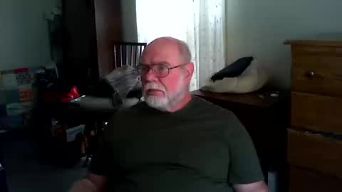 Snapshot of gtnolder60 chatting on October 2025 04:19:01 PM Gary online show from October 2025 04:19:01 PM